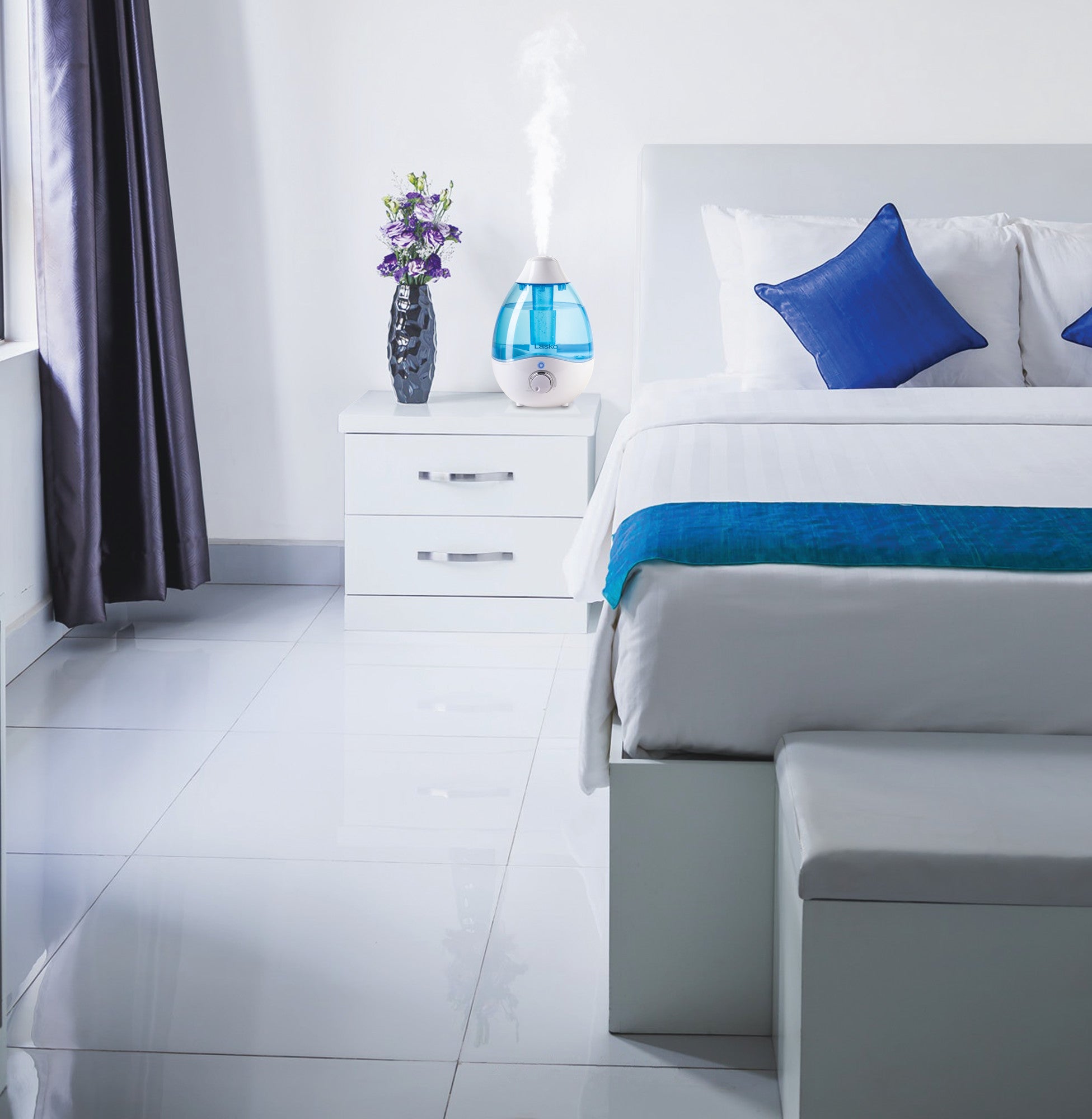 Lasko Ultrasonic Cool Mist Humidifier with Scent Tray and Nightlight, UH200, White and Blue - Image 16