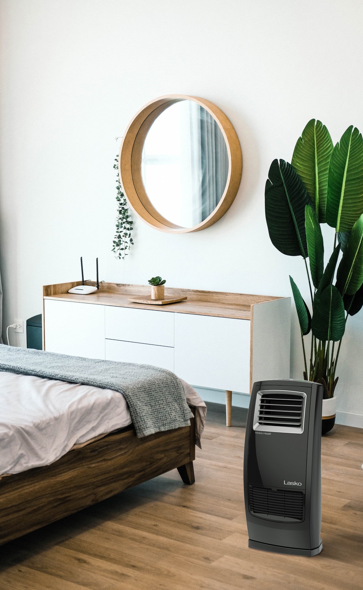 Lasko 1500W Motion Heat Whole Room Ceramic Space Heater with Remote, CC23161, Black - Image 15