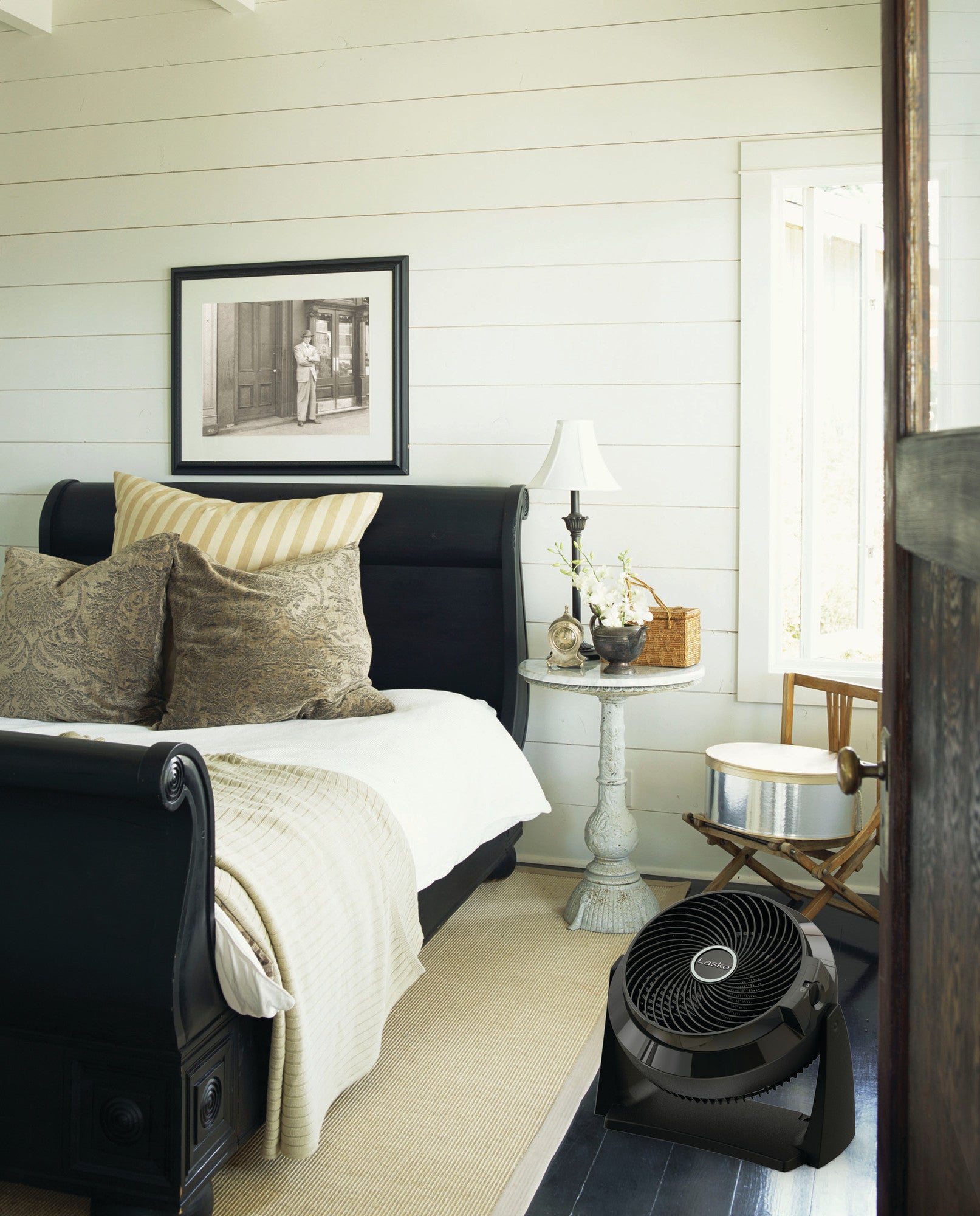 Lasko 10" Air Flexor 3- Speed High Velocity Floor Fan , 3635, Black - Image 10